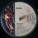 Pacha - One Kiss (12")